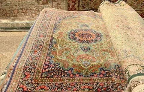 تصویر 2 از فرش ابریشمی تبریز در تنوع مختلف طرح